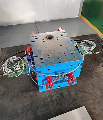 散熱器模具
